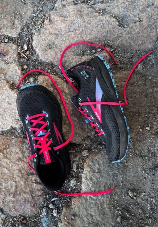 BROOKS Divide 3 - Trail Hardloopschoenen - Ebony Black Diva Pink - Afbeelding 6