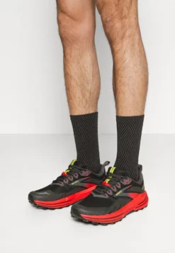 BROOKS Cascadia 16 - Trail Hardloopschoenen - Black Fiery Red Blazing Yellow
